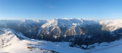 Archived image Webcam Mayrhofen - Top station 150er Tux 05:00