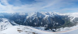 Archived image Webcam Mayrhofen - Top station 150er Tux 07:00