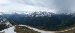 Archiv Foto Webcam Mayrhofen: Bergstation 150er Tux 17:00
