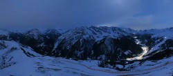 Archived image Webcam Mayrhofen - Top station 150er Tux 05:00