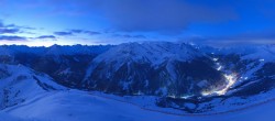 Archiv Foto Webcam Mayrhofen: Bergstation 150er Tux 05:00