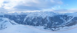 Archiv Foto Webcam Mayrhofen: Bergstation 150er Tux 07:00