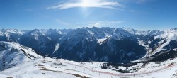 Archiv Foto Webcam Mayrhofen: Bergstation 150er Tux 11:00