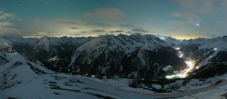 Archived image Webcam Mayrhofen - Top station 150er Tux 23:00