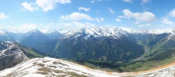 Archived image Webcam Mayrhofen - Top station 150er Tux 04:00
