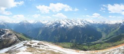 Archived image Webcam Mayrhofen - Top station 150er Tux 06:00
