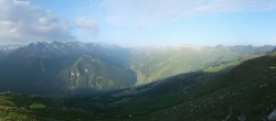 Archiv Foto Webcam Mayrhofen: Bergstation 150er Tux 05:00