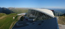 Archiv Foto Webcam Axamer Lizum: Hoadl-Haus und Bergstation Olympiabahn 05:00
