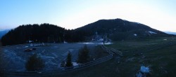 Archived image Webcam Villach Alpine Road - Rosstratten 19:00