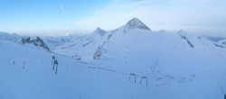 Archiv Foto Webcam Hintertuxer Gletscher - Bergstation Gefrorene Wand 05:00