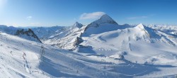 Archived image Webcam Hintertux Glacier - Top station Gefrorene Wand 09:00