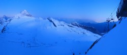 Archiv Foto Webcam Hintertuxer Gletscher - Bergstation Gefrorene Wand 03:00