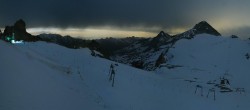 Archiv Foto Webcam Hintertuxer Gletscher - Bergstation Gefrorene Wand 23:00