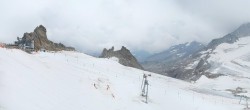Archiv Foto Webcam Hintertuxer Gletscher - Bergstation Gefrorene Wand 13:00