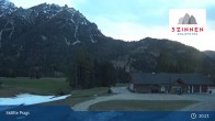 Archived image Webcam Ski lifts Prags (3 Zinnen Dolomites) 04:00