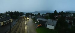 Archiv Foto Webcam Blick vom Bahnhof am Attersee 19:00