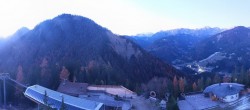 Archived image Webcam View from Kornplatz to the Piz de Plaies mountain station 05:00