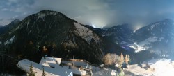 Archiv Foto Webcam Blick am Kornplatz auf die Bergstation Piz de Plaies 23:00