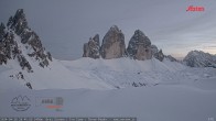 Archived image Webcam Dolomites: Mountain Hut Antonio Locatelli 19:00