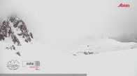Archived image Webcam Dolomites: Mountain Hut Antonio Locatelli 06:00