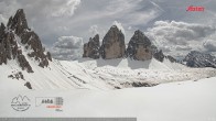 Archived image Webcam Dolomites: Mountain Hut Antonio Locatelli 13:00