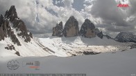 Archiv Foto Webcam Dreizinnenhütte Südtirol: Blick auf die 3 Zinnen 13:00