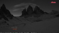 Archived image Webcam Dolomites: Mountain Hut Antonio Locatelli 05:00