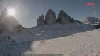 Archived image Webcam Dolomites: Mountain Hut Antonio Locatelli 09:00