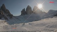 Archiv Foto Webcam Dreizinnenhütte Südtirol: Blick auf die 3 Zinnen 13:00