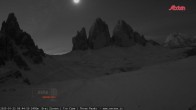 Archived image Webcam Dolomites: Mountain Hut Antonio Locatelli 05:00