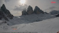 Archived image Webcam Dolomites: Mountain Hut Antonio Locatelli 11:00