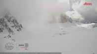 Archived image Webcam Dolomites: Mountain Hut Antonio Locatelli 11:00