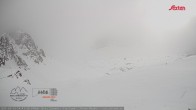 Archived image Webcam Dolomites: Mountain Hut Antonio Locatelli 13:00