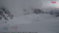 Archived image Webcam Dolomites: Mountain Hut Antonio Locatelli 17:00