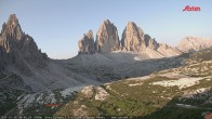 Archived image Webcam Dolomites: Mountain Hut Antonio Locatelli 05:00