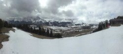Archived image Webcam View over Alpe di Siusi - Mezdi mountain station 09:00
