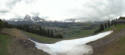 Archived image Webcam View over Alpe di Siusi - Mezdi mountain station 12:00