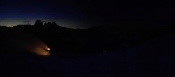 Archiv Foto Webcam Seiser Alm: Panoramablick Mezdi Bergstation 05:00