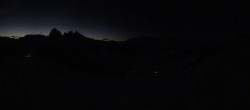 Archiv Foto Webcam Seiser Alm: Panoramablick Mezdi Bergstation 05:00