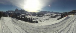 Archiv Foto Webcam Seiser Alm: Panoramablick Mezdi Bergstation 09:00