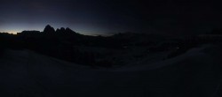 Archiv Foto Webcam Seiser Alm: Panoramablick Mezdi Bergstation 06:00