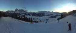 Archiv Foto Webcam Seiser Alm: Panoramablick Mezdi Bergstation 15:00