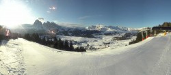 Archiv Foto Webcam Seiser Alm: Panoramablick Mezdi Bergstation 06:00