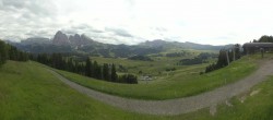 Archiv Foto Webcam Seiser Alm: Panoramablick Mezdi Bergstation 13:00