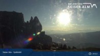 Archiv Foto Webcam Seiser Alm: Bergstation Spitzbühl 18:00