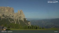 Archiv Foto Webcam Seiser Alm: Bergstation Spitzbühl 06:00