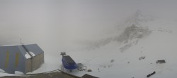 Archived image Webcam Glacier 3000: Top Station Cabane 09:00