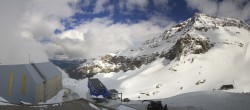 Archived image Webcam Glacier 3000: Top Station Cabane 15:00
