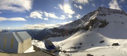 Archiv Foto Webcam Glacier 3000: Bergstation Cabane 07:00