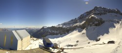 Archiv Foto Webcam Glacier 3000: Bergstation Cabane 09:00